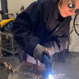 Meet your Posher, Julia